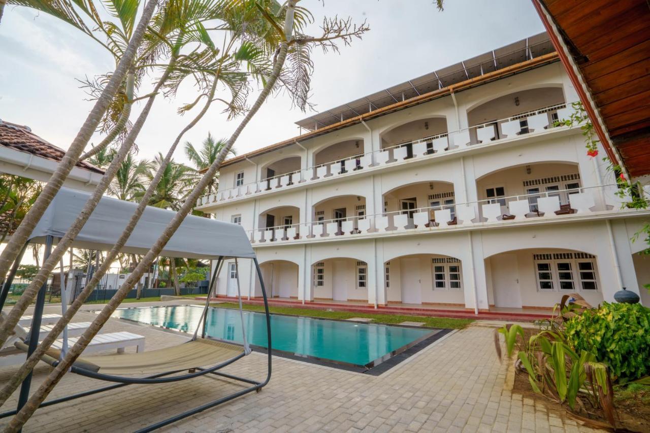 Shangrela Beach Resort By Ark อัมบาลังโกดา ภายนอก รูปภาพ