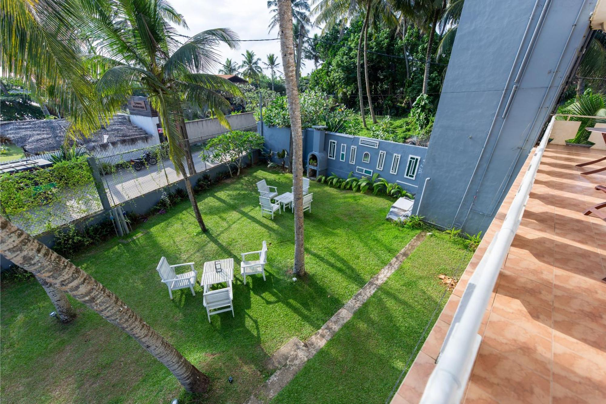 Shangrela Beach Resort By Ark อัมบาลังโกดา ภายนอก รูปภาพ